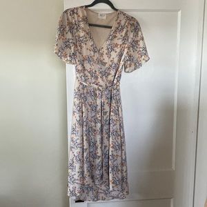 Sienna sky floral dress size large